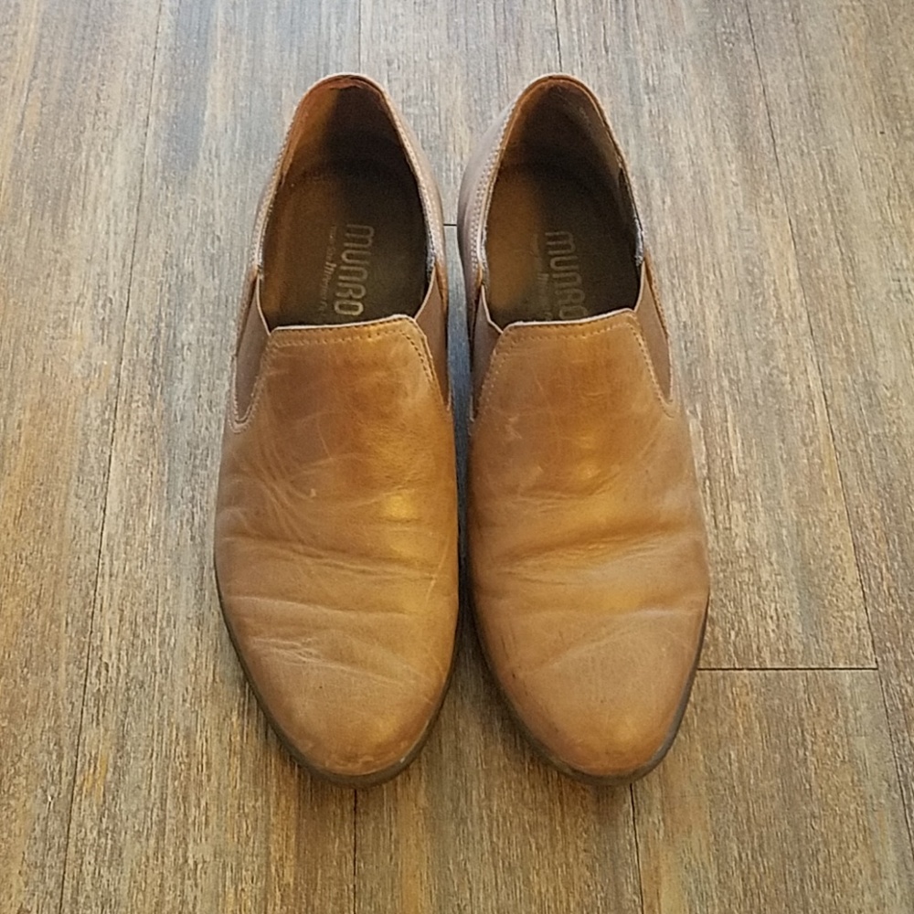 Munro Wide Width Taupe Shootie Booties
